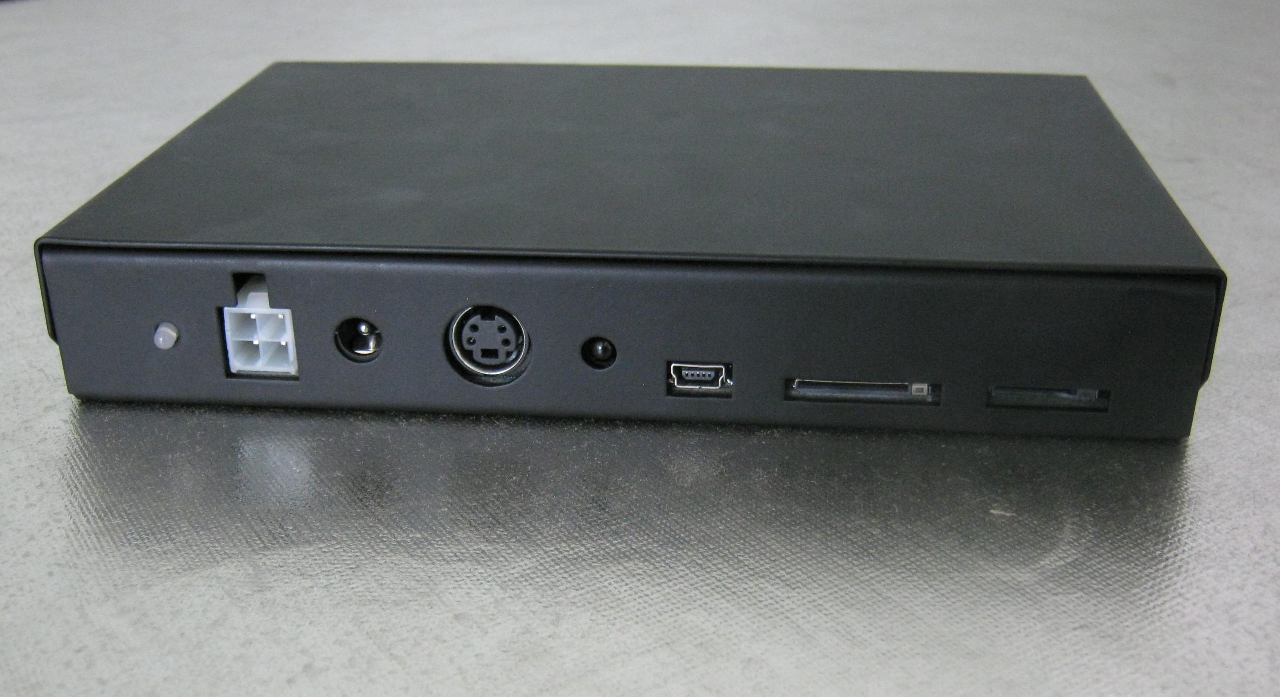 ISDB-T6800日本车ISDB-T全配 1 了数字电视调谐器B-CAS