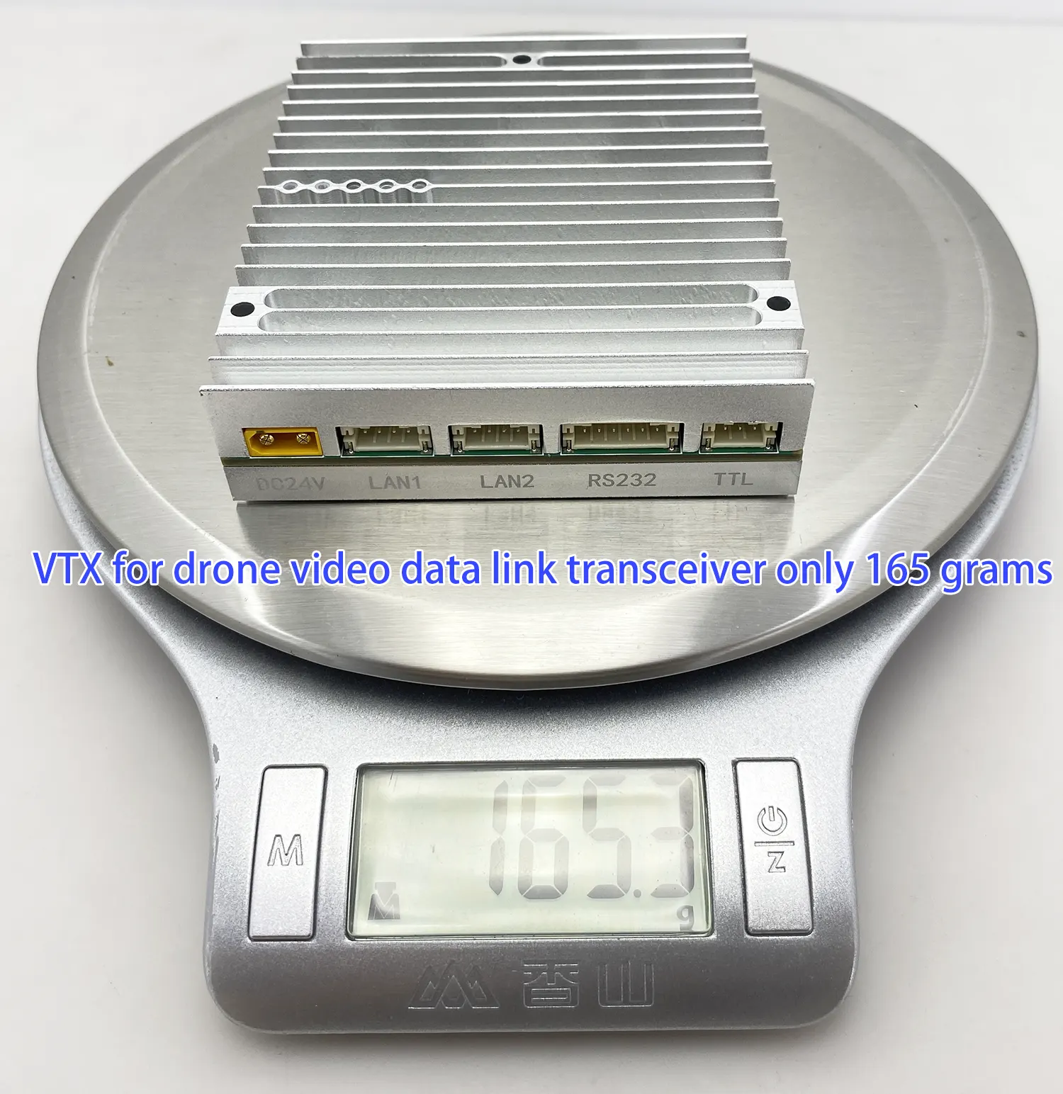 仅有的 165 克 VTX 用于无人机视频数据链路远程发射器接收器 30-50km